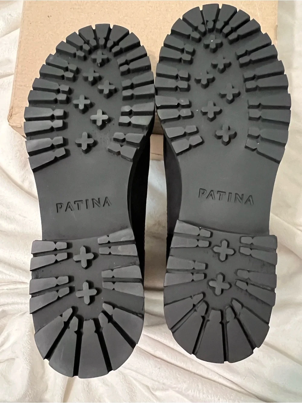 Patina stylish black